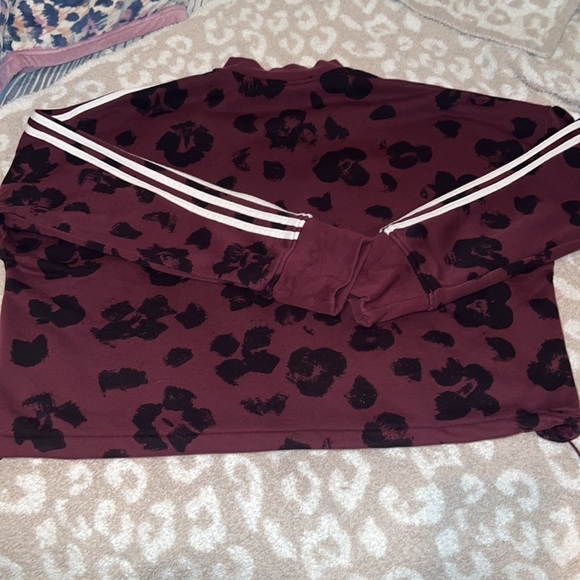 Woman’s Adidas Collared Sweatshirt. Size X-Large. EUC. - Picture 2 of 6
